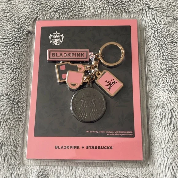 Blackpink x Starbucks collab keychain!
Brand new. Never opened. - Picture 1 of 3